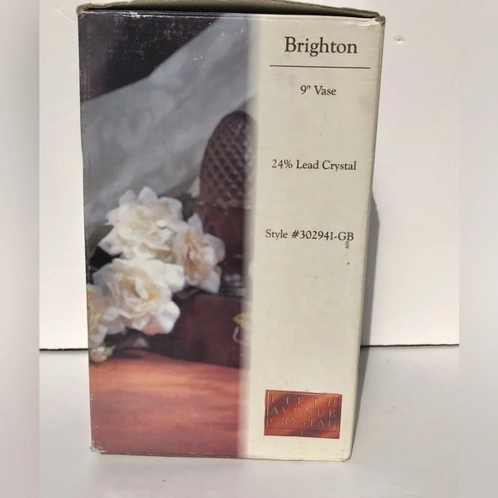 FIFTH AVENUE CRYSTAL BRIGHTON VASE 9